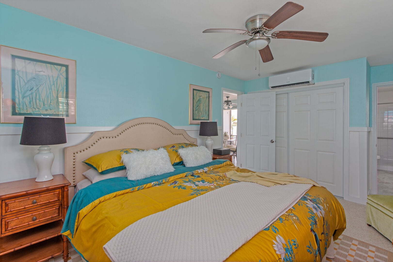 Bay Watch 1: Main bedroom with 1 queen sized bed