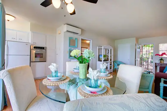 This cozy 1-bedroom retreat offers a laid-back “Old Florida” alternative to crowded hotels