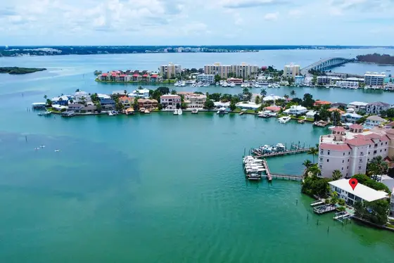 FLORIDA VACATION RENTAL COMPANY presents… 🌴 Bay Watch #6