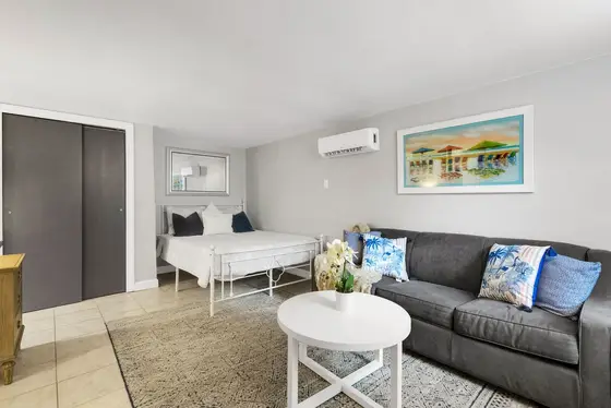 • Studio Layout with Cozy Queen Bed – Memory-foam mattress for a great night's sleep and a roomy open layout for relaxing after beach days