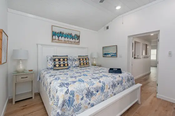 Bedroom 3 - King sized bed