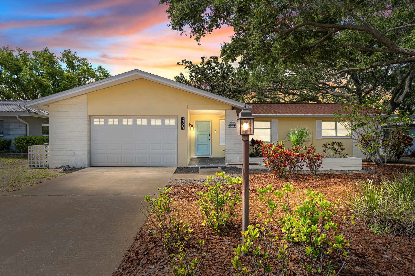 Greenbriar Getaway: 2025 Scotland Drive - Greenbriar Getaway - Short-term Vacation Rental Home