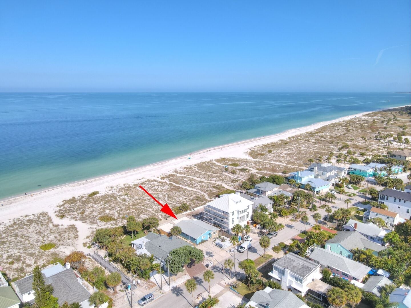 Gulf Breeze: From peaceful beach walks and outdoor adventures to sunset cruises and vibrant dining, Clearwater Beach offers the perfect mix of relaxation, nature, and coastal fun.