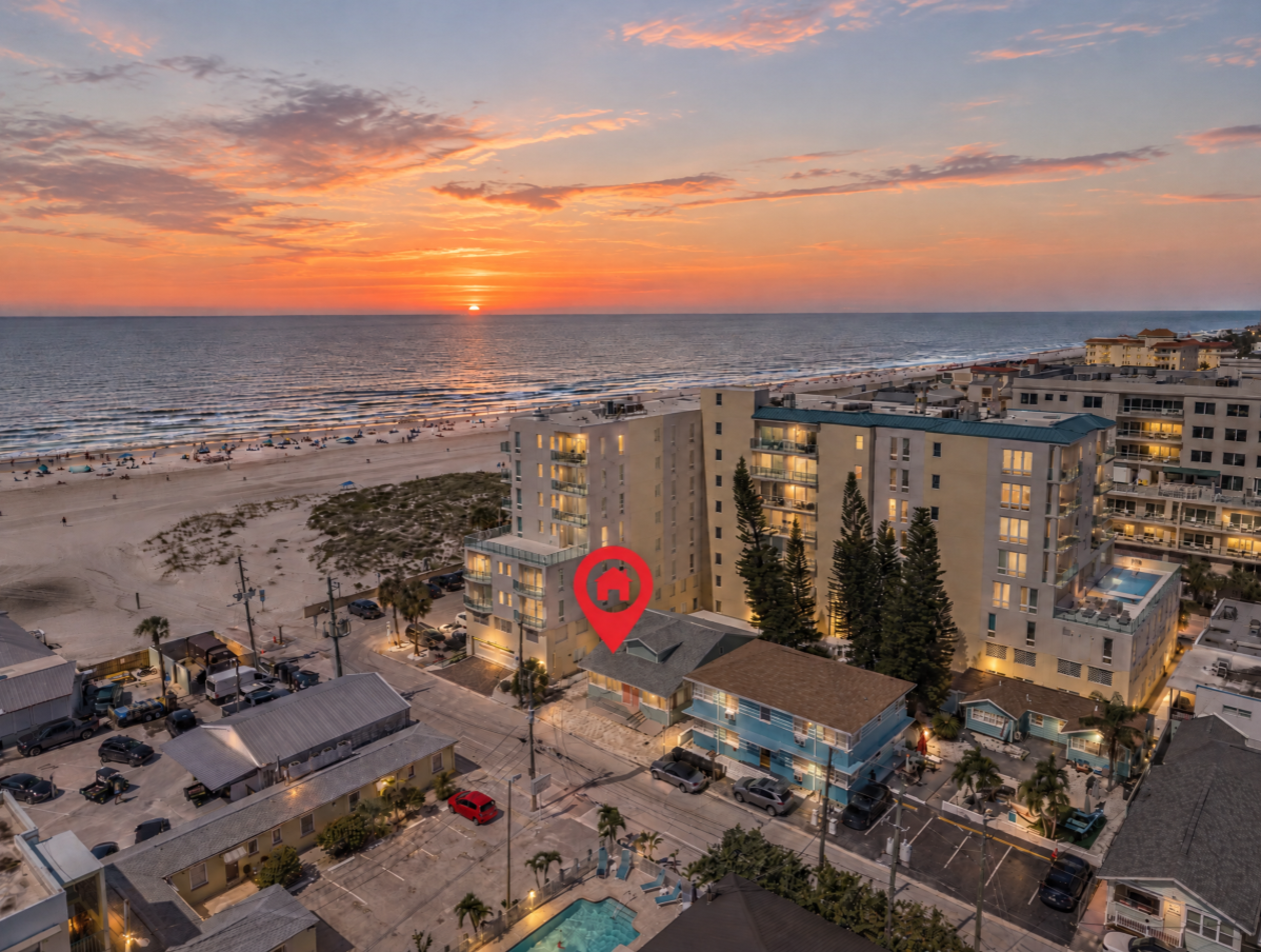 20 Kendall Unit 1 ➠ Sandy Shores | Steps to Beach & Frenchy's • Pet Friendly