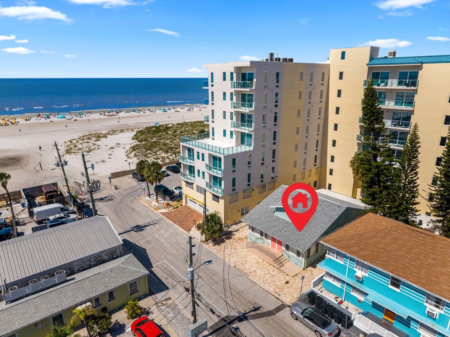 20 Kendall Unit 1 ➠ Sandy Shores | Steps to Beach & Frenchy's • Pet Friendly