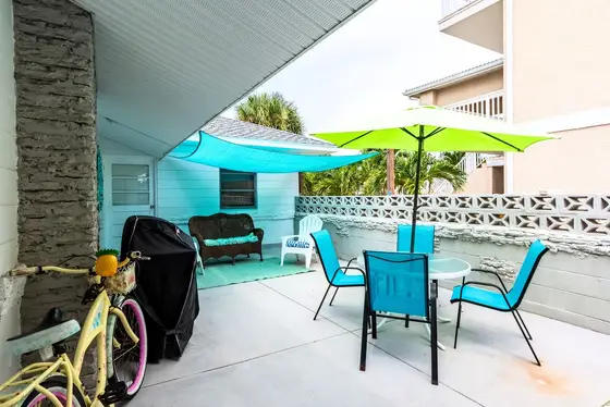 Beach Gear Included – Our guests love the "over the top" selection of accessories, including bikes, boogie boards, and beach carts.
