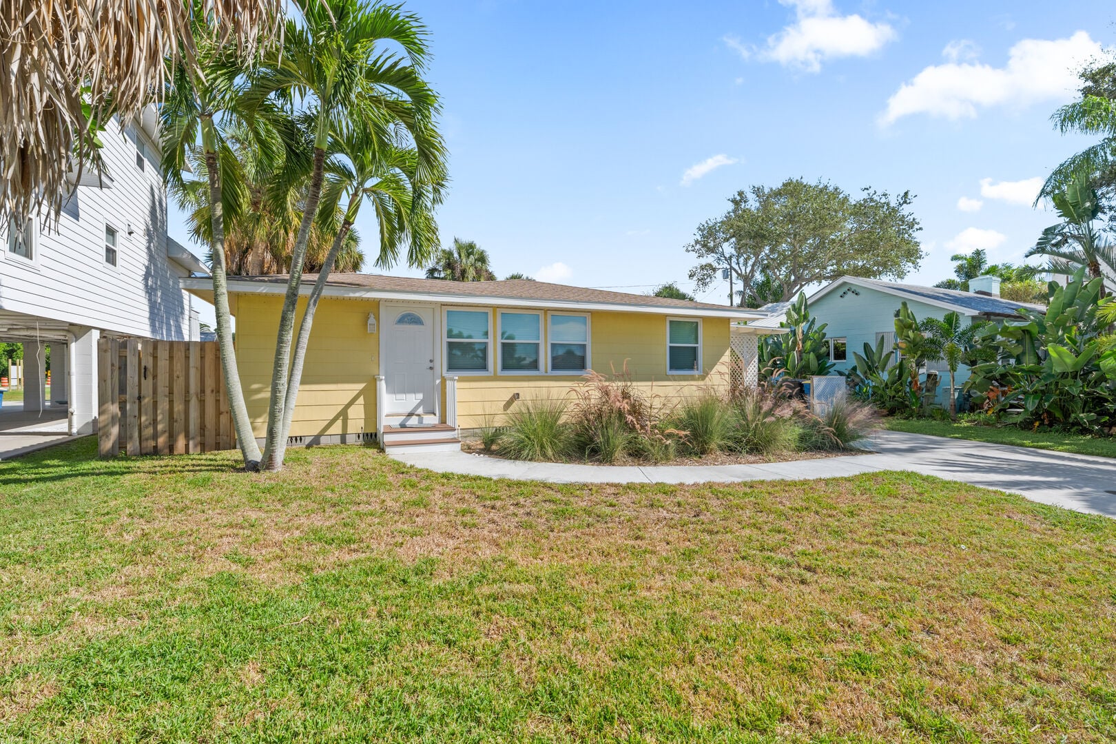Sunshine Buttercup Cottage - Monthly Rental