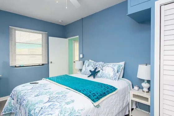 Guest Bedroom, Queen