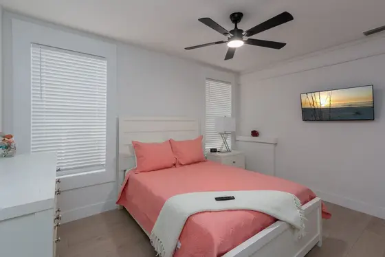 Guest Bedroom, Queen