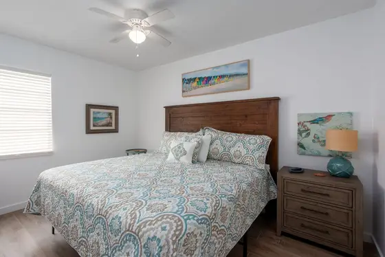 Guest Bedroom, King