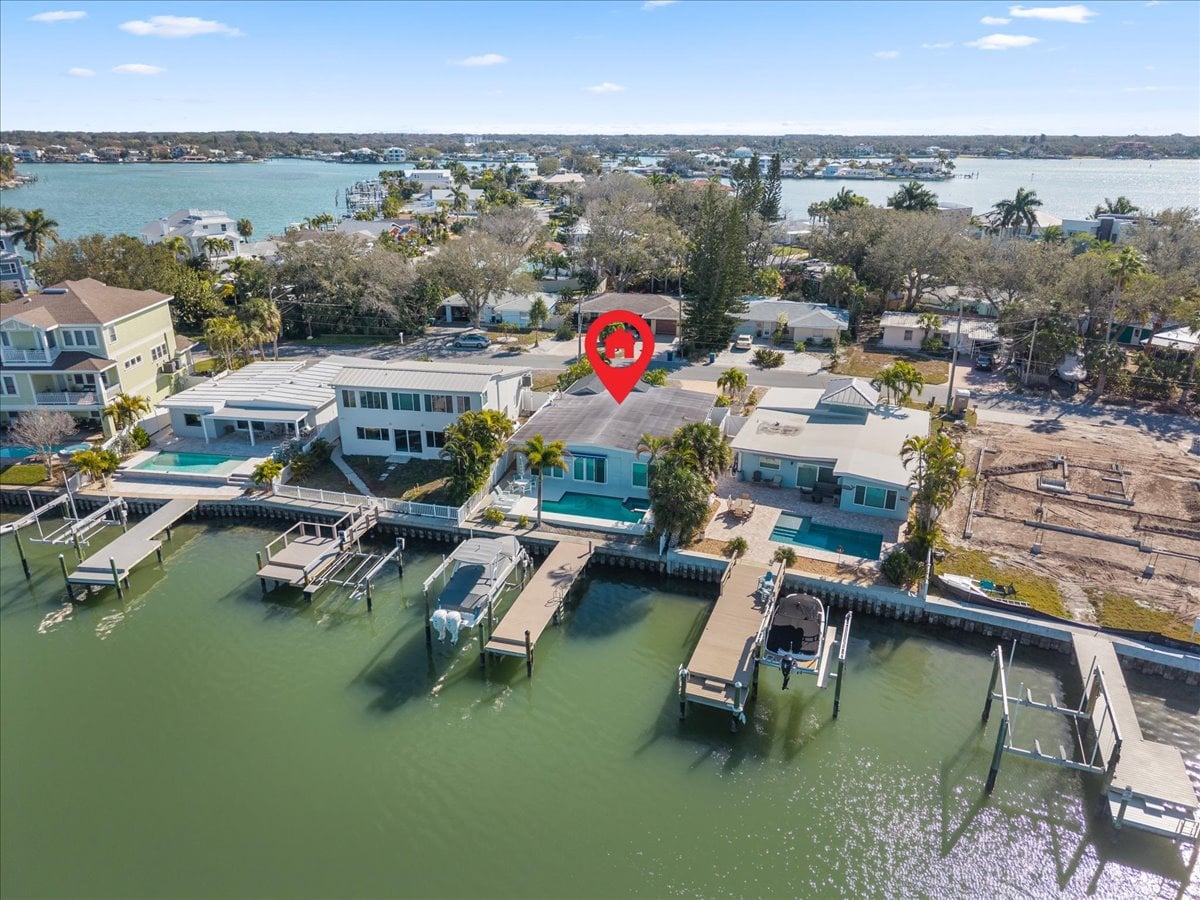 2008 20th Ave Parkway ➠ Water Lover's Paradise | Waterfront • Dock • Pool