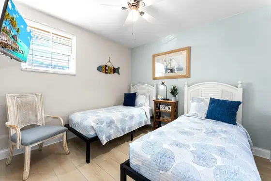 Guest Bedroom, Twin Single