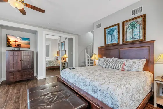 Master Bedroom, King