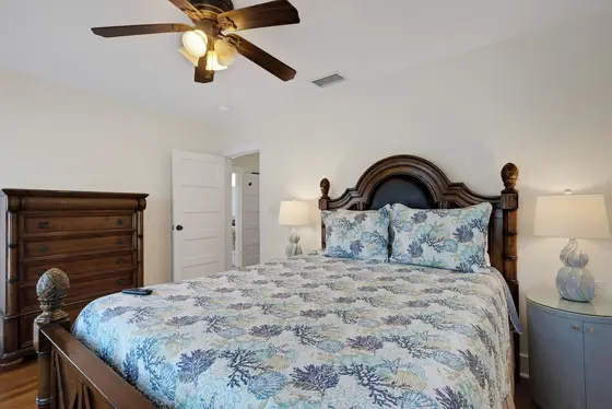 Guest Bedroom, Queen