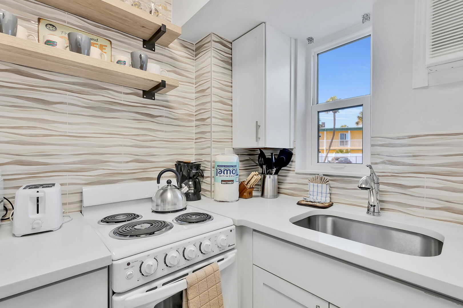 Tropic Terrace Resort 15