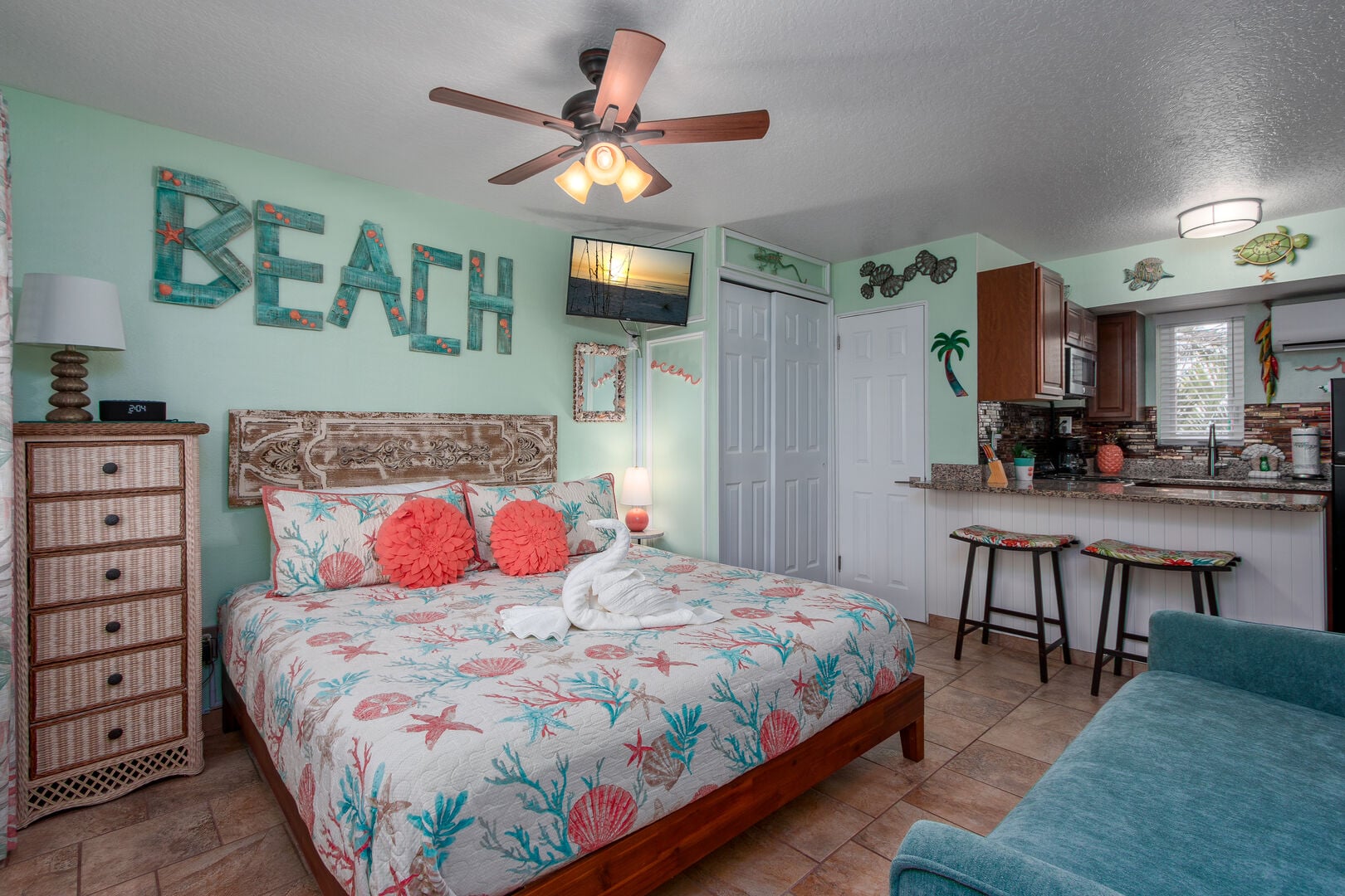 Tropic Terrace Resort 37