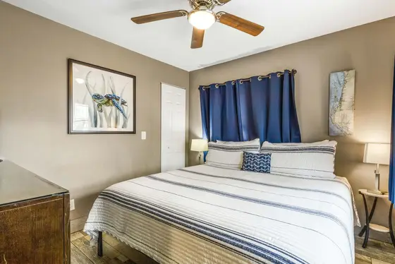 Guest Bedroom 6 - Second Floor, King