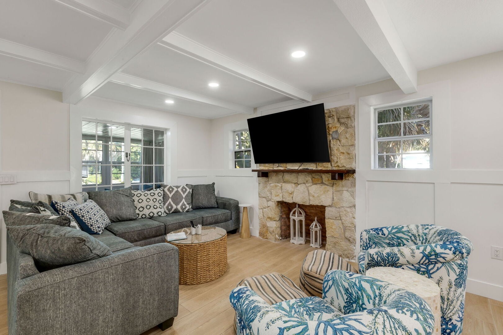 971 Eldorado ➠ Casa Del Mar | Huge Home + Casita | Pool • Beach