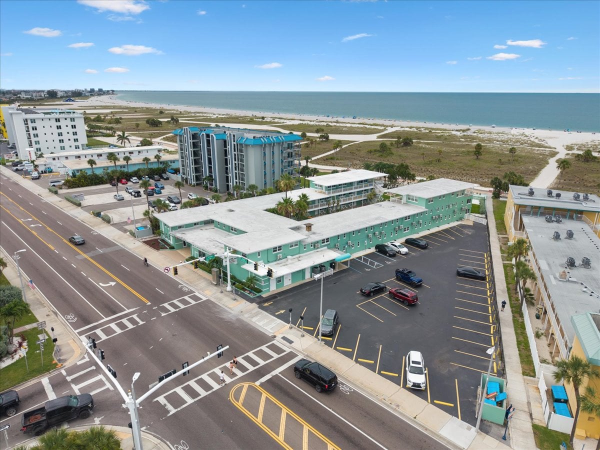 Tropic Terrace Resort 31