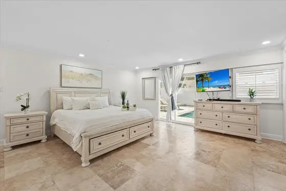 Primary Bedroom, King