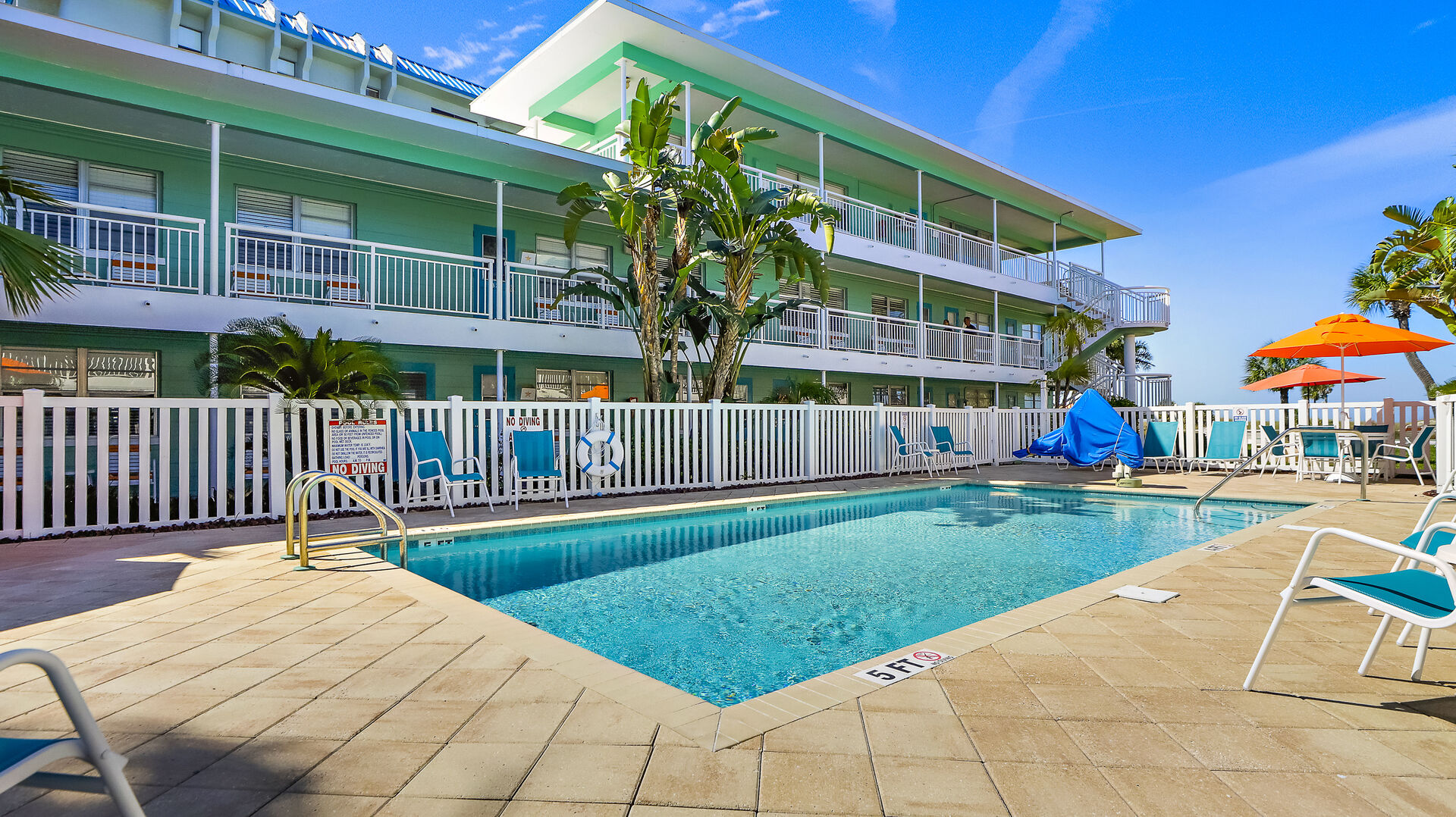 Tropic Terrace Resort 16