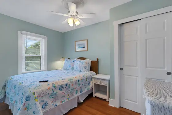 Guest Bedroom, Queen