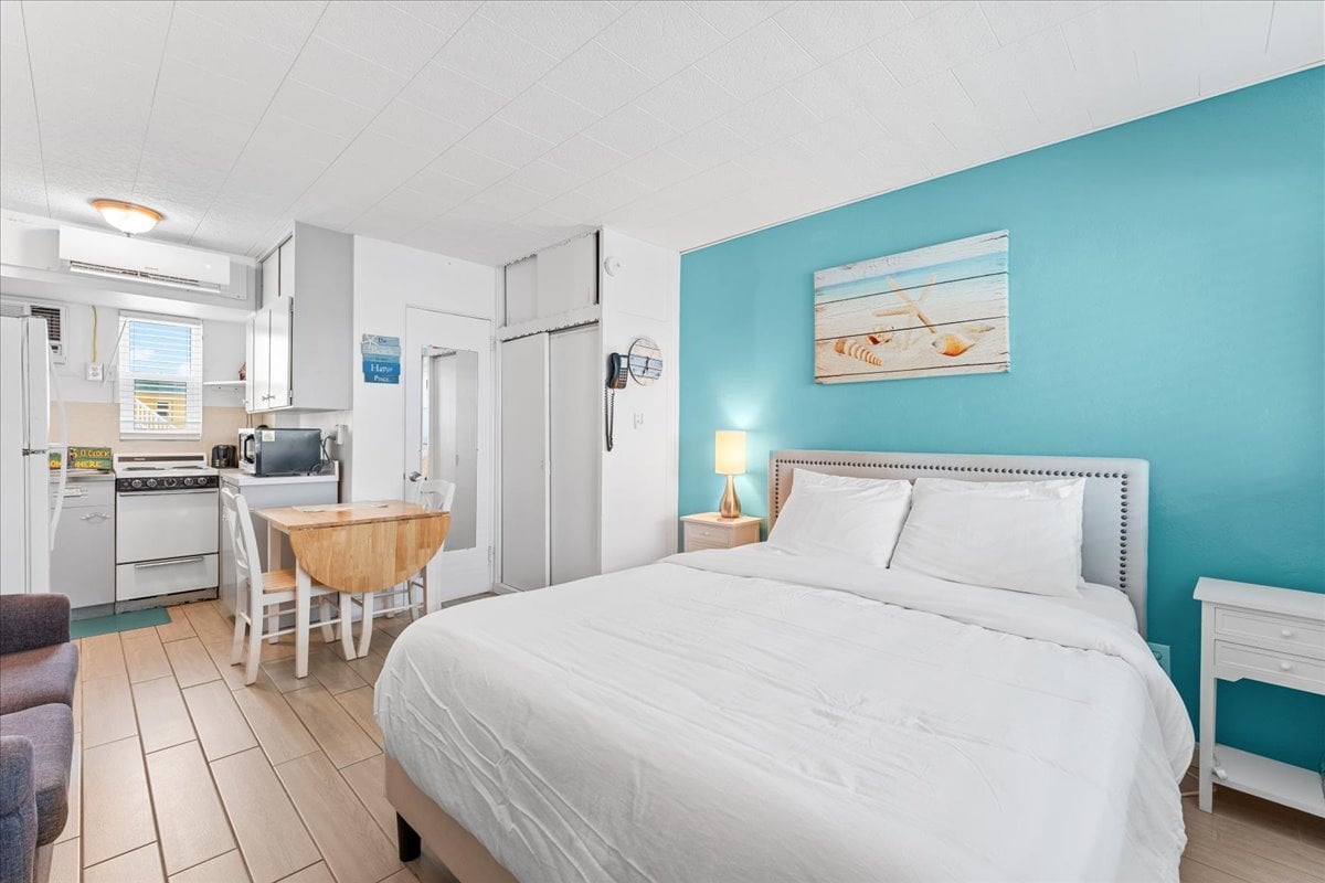 Tropic Terrace Resort 56
