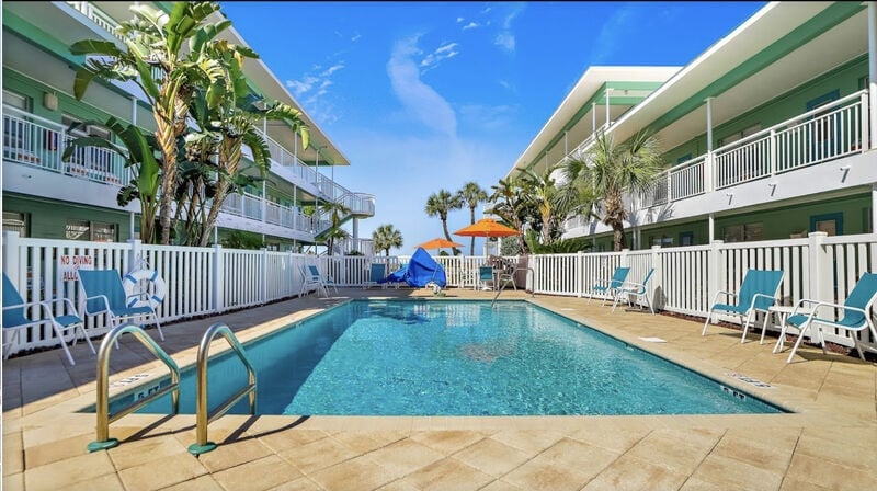 Tropic Terrace Resort 27