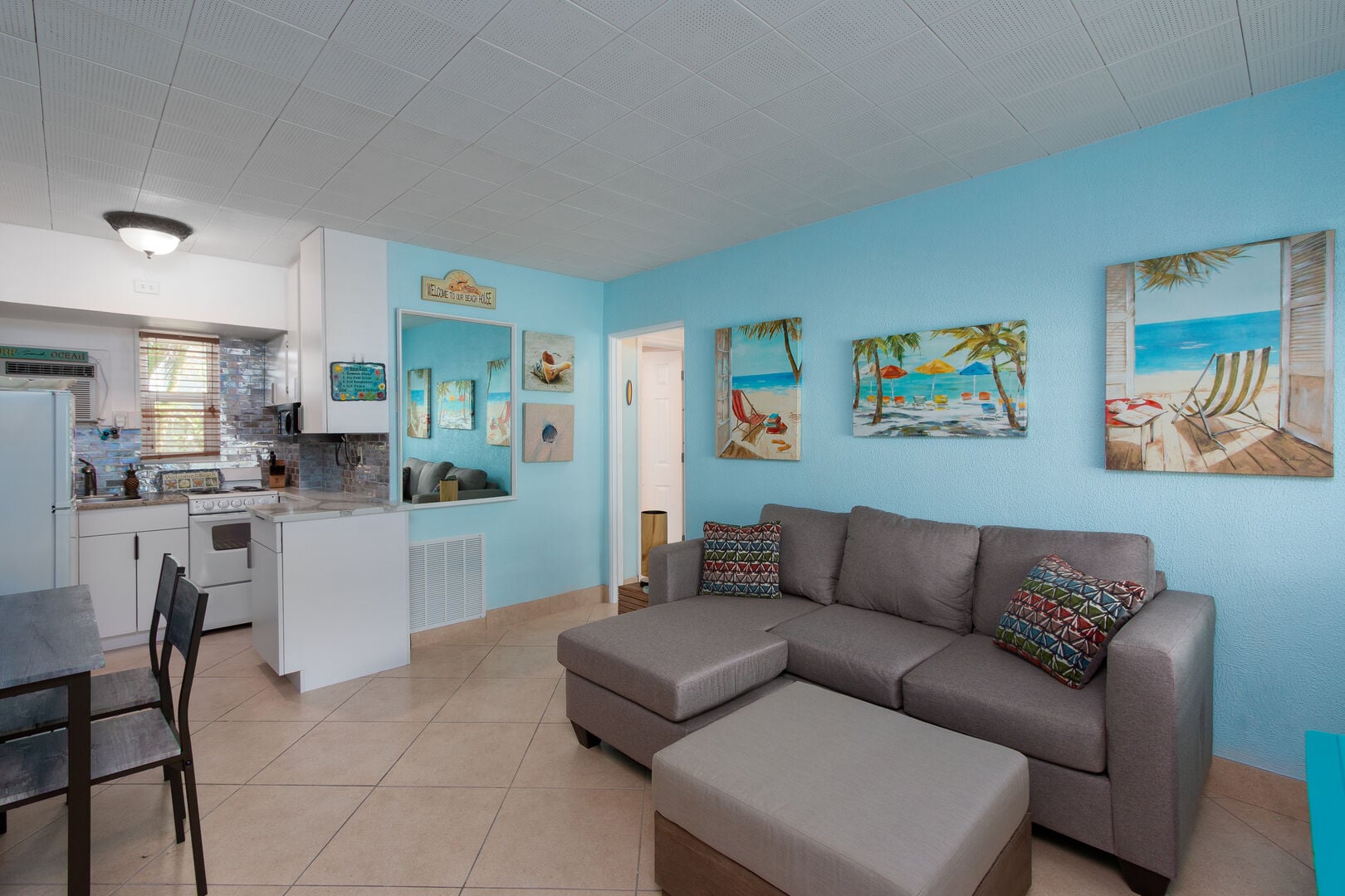 Tropic Terrace Resort #8 ➠ Beachfront Family Suite With Heated Pool - TT8