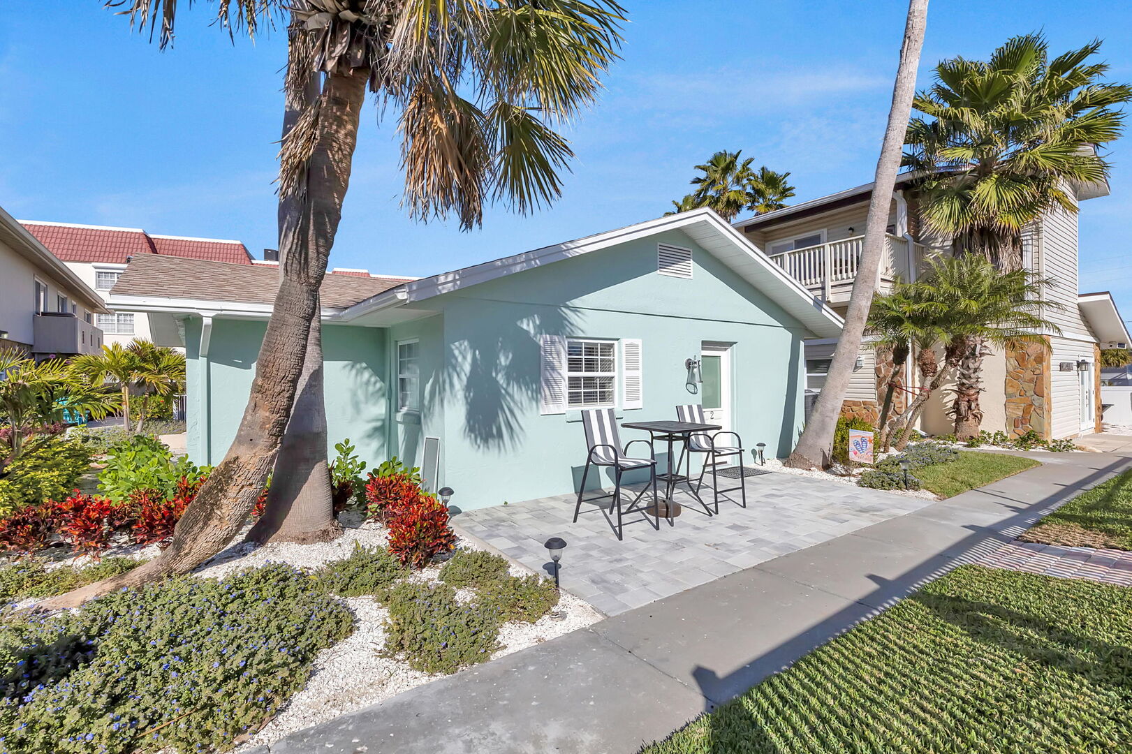 2760 Gulf 2 ➠ Gorgeous Villa with Heated Pool & Beach Views!