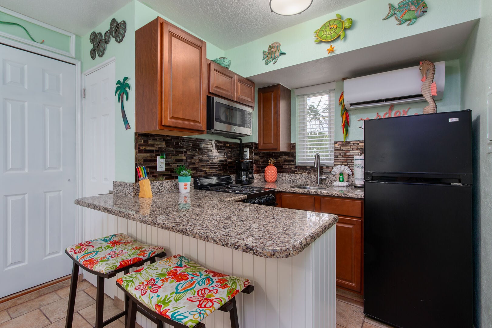 Tropic Terrace Resort 37