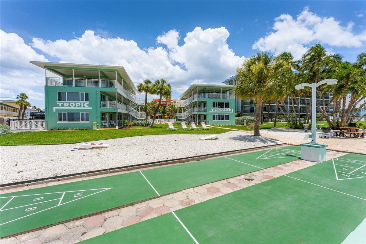 Tropic Terrace Resort 3