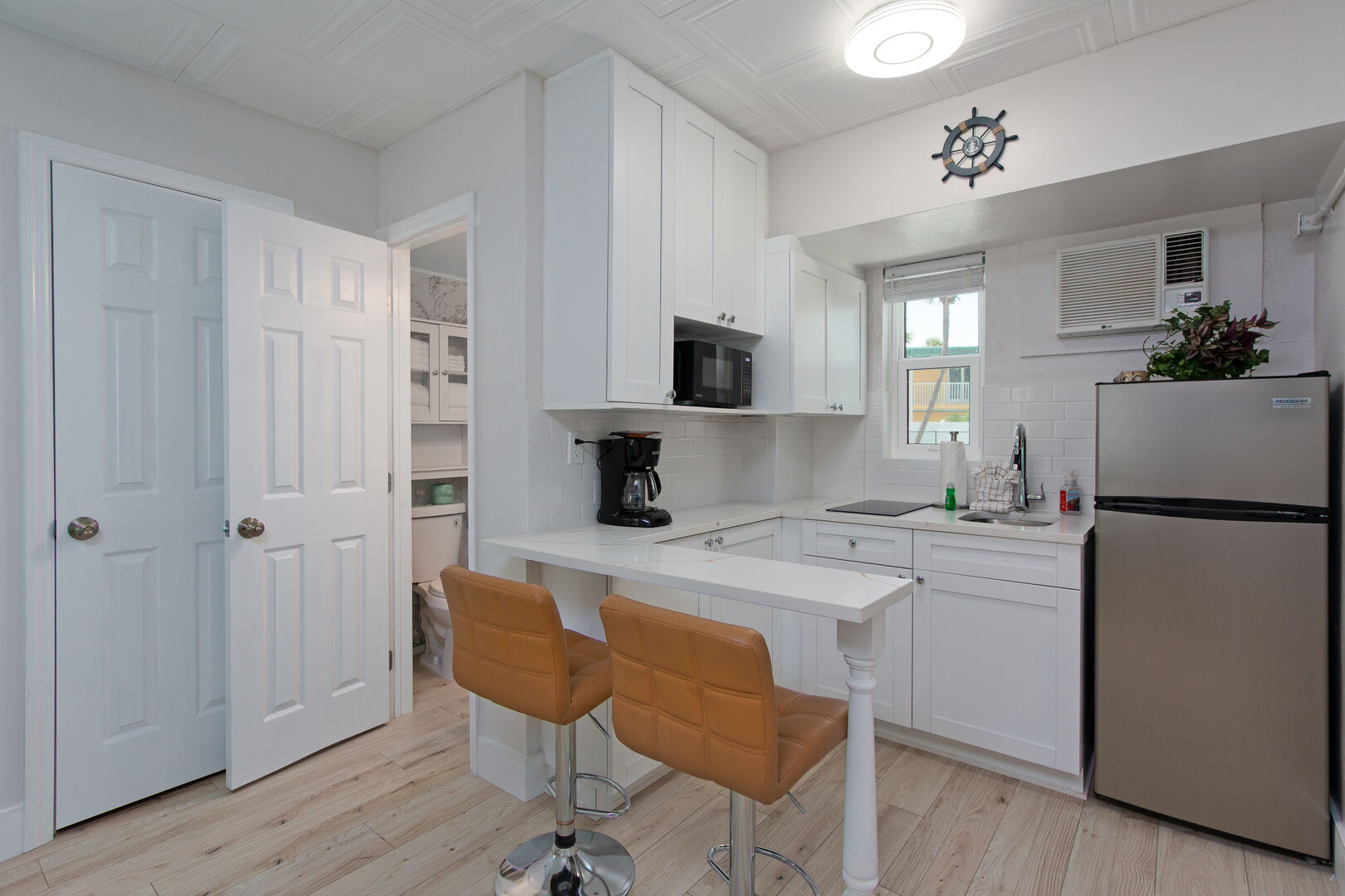 Tropic Terrace Resort 16