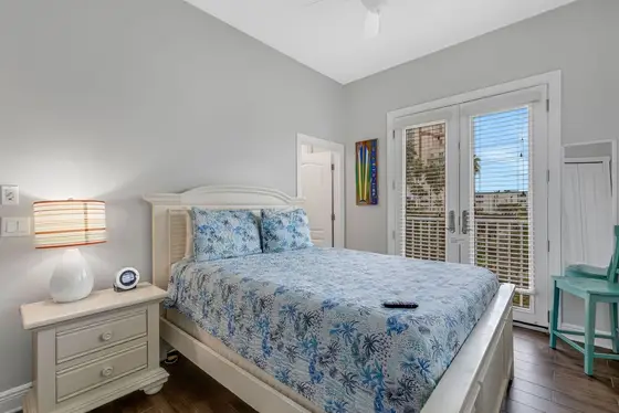 Guest Bedroom, Queen