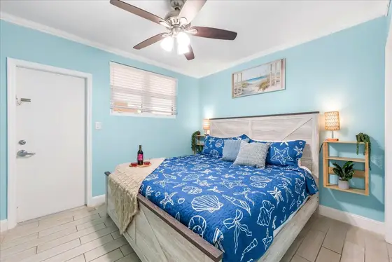 Master Bedroom, King